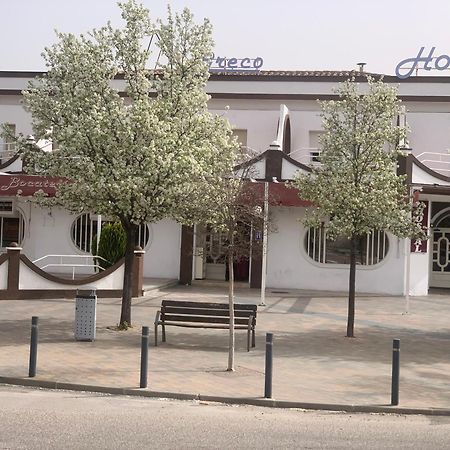 Hostal-Cafe Gutgreco Sonseca Εξωτερικό φωτογραφία