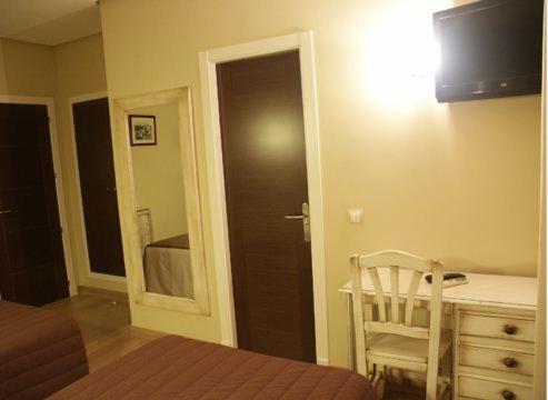 Hostal-Cafe Gutgreco Sonseca Εξωτερικό φωτογραφία